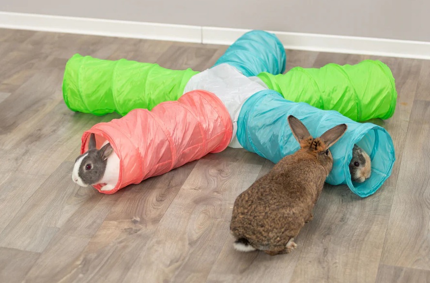 TRIXIE Spieltunnel 6 Ausgänge, erweiterbar, Zwergkan., 5 × ø 18 cm/47cm, diverse