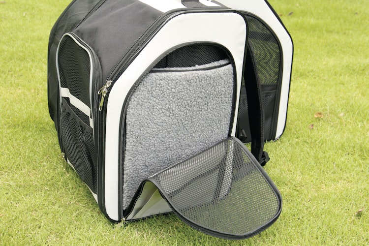 NOBBY Rucksack "CASTLE" cream 38 x 32 x 45 cm